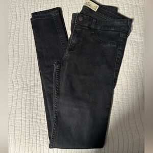 Size 7 Long Super Skinny Black Hollister Brand Jeans